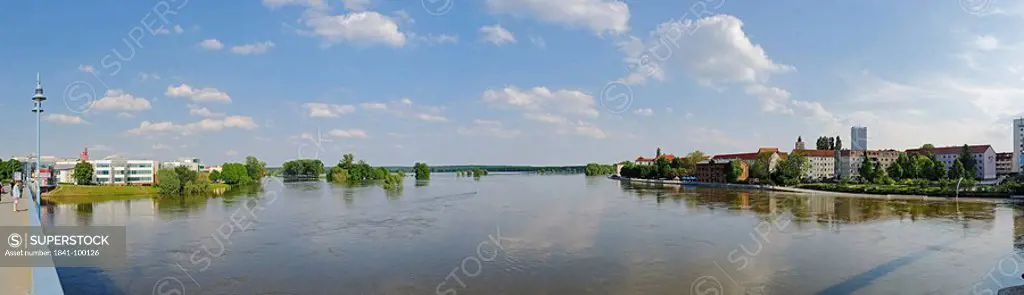 Flooded Oder between Frankfurt at the Oder, Germany and Slubice, Poland