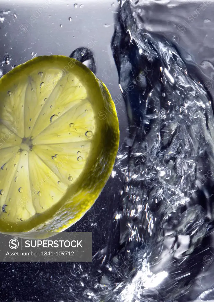 Lemon slice in drink