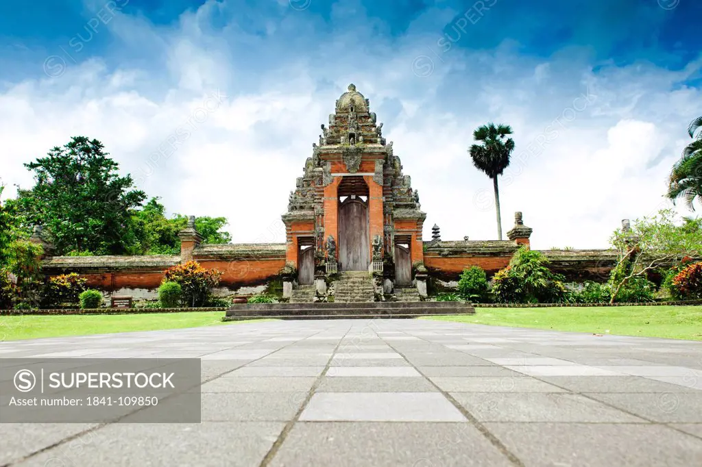 Mengwi Temple, Badung, Bali, Indonesia, Asia
