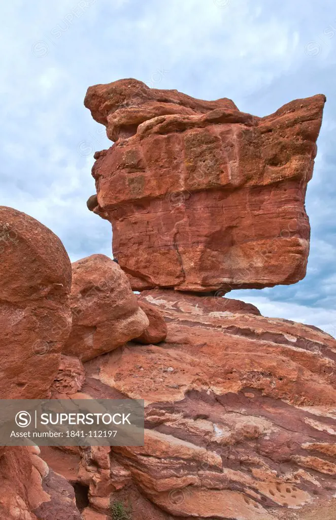 Balanced rock in the Garden of the Gods in Colorado Springs, Colorado, USA