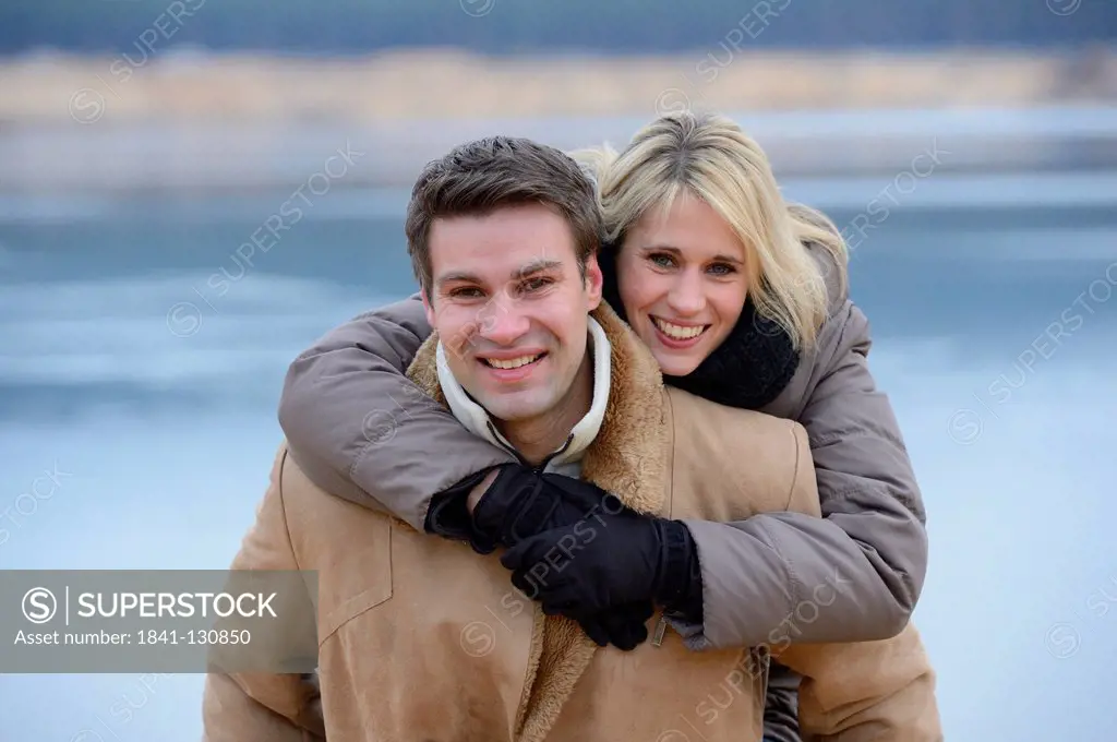 Headline: Couple hugging, Upper Palatinate, Bavaria, Germany, Europe