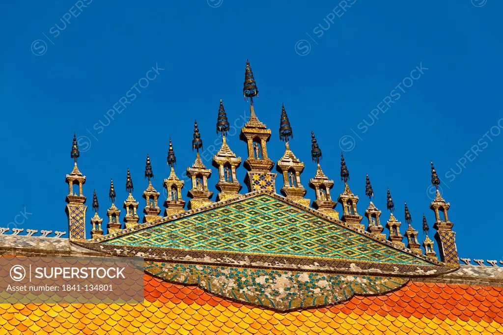 Roof of the temple Vat Nong Sikhounmuang, Luang Prabang, Laos, Asia