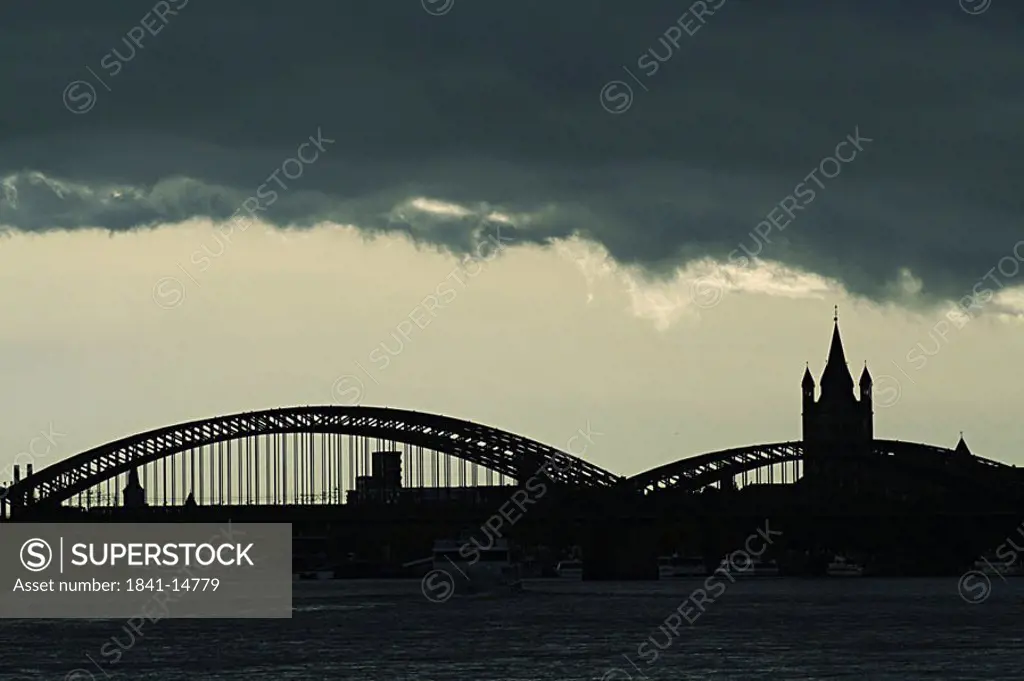 Stormclouds over bridge, Hohenzollern Bridge, Cologne, North Rhine Westphalia, Germany, Europe