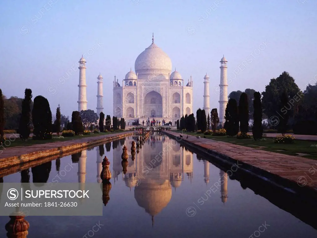 Facade of mausoleum, Taj Mahal, Agra, Uttar Pradesh, India, Asia