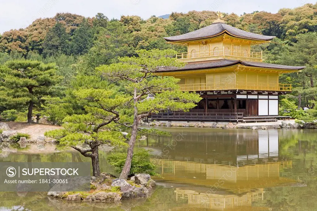 Pond in front of Buddhist temple, Kenninji Zen Temple, Kyoto, Japan