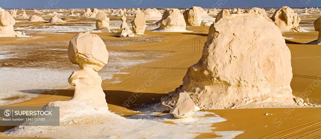 Rock formations in desert, White Desert, Farafra Oasis, Egypt