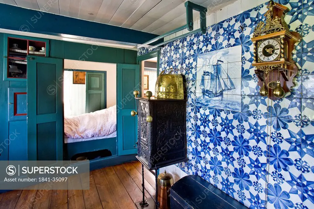 Captain room in an old frisian house Oeoemrang Hus, Nebel, Amrum, Schleswig_Holstein, Germany
