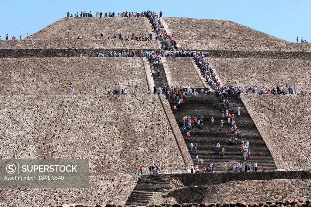 Tourists on pyramid, Teotihuacan, Mexico