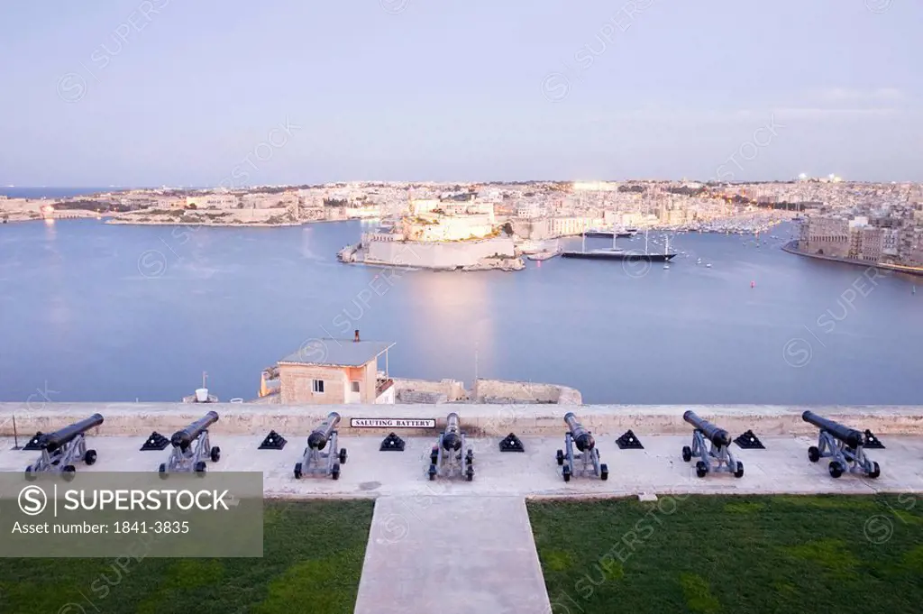 View from the Upper Barracca Gardens to Senglea, Valletta, Malta, Europe