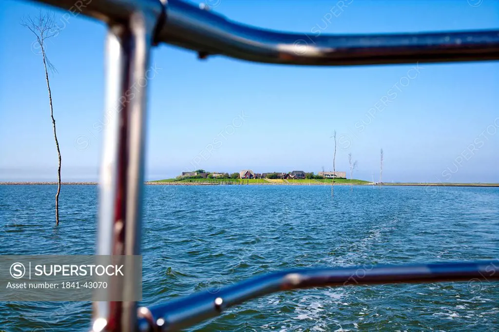 Hallig Oland seen from a boat, Nordfriesland, Schleswig_Holstein, Germany