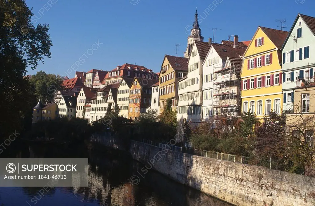 Houses along river, Neckar River, Tuebingen, Baden_Wurttemberg, Germany