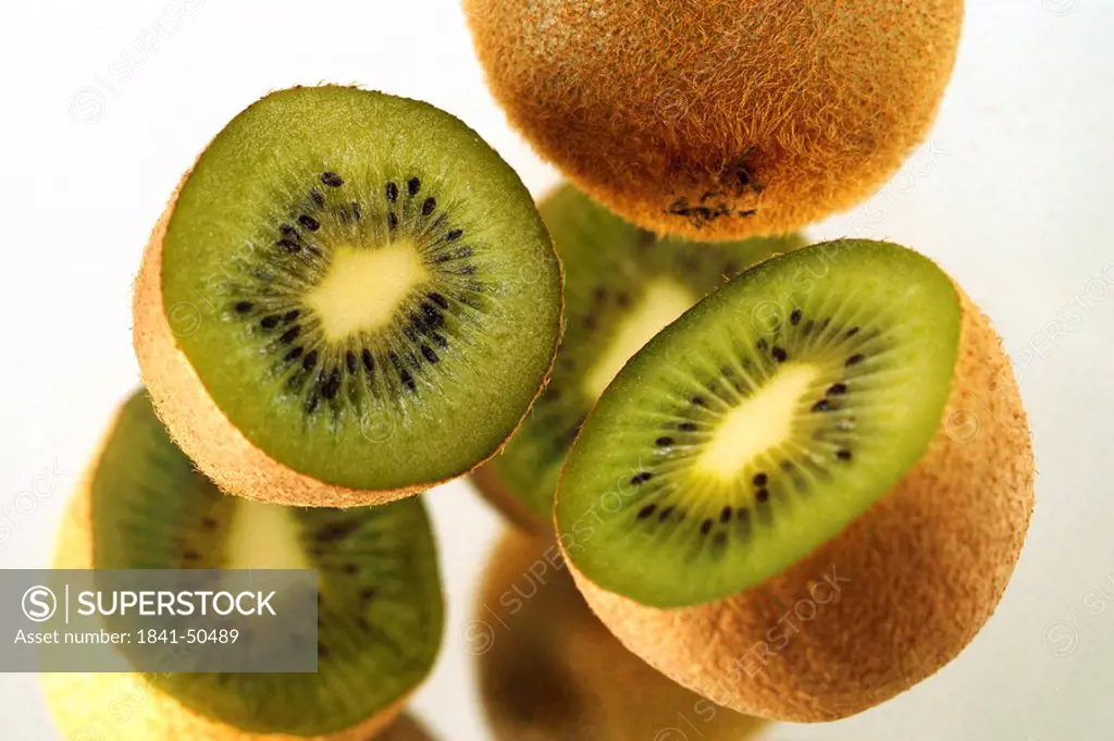 Close_up of kiwi fruits