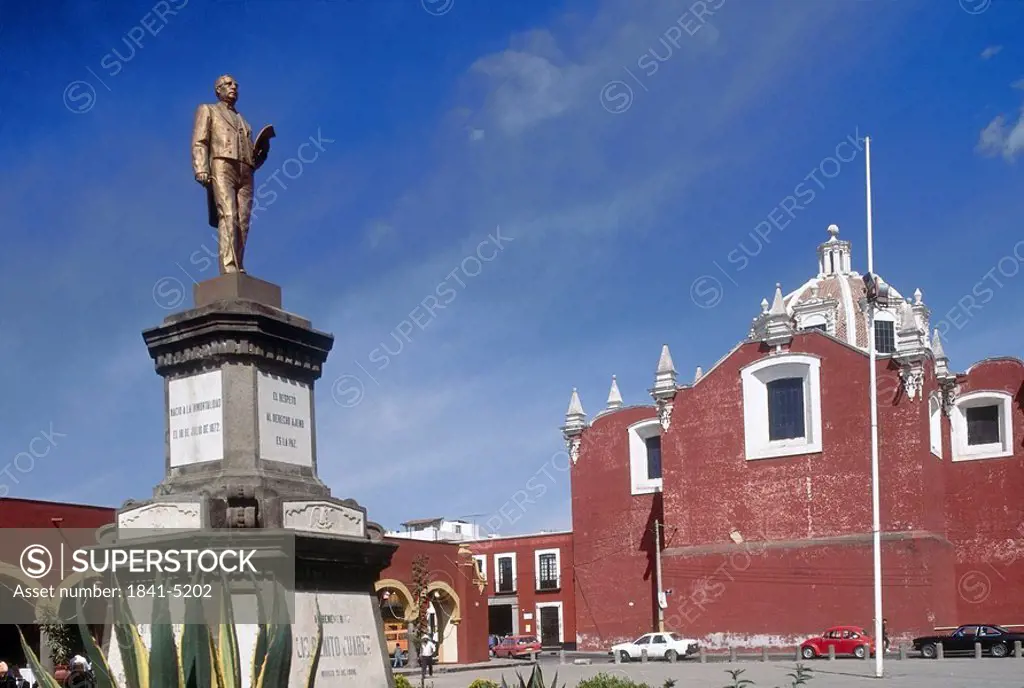 Statue in front of palace, Plaza Mayor, Cholula, Puebla, Puebla State, Mexico