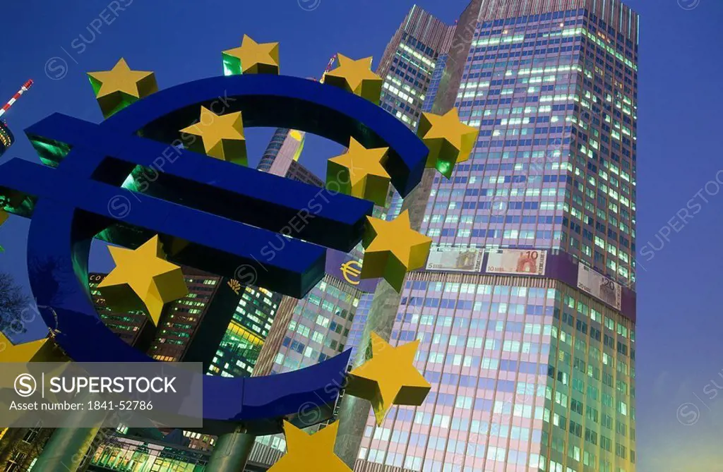 Euro sign in front of bank, European Central Bank, Frankfurt, Germany