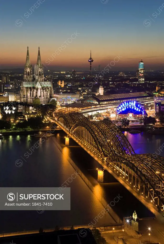 Cologne at night, bird´s eye view