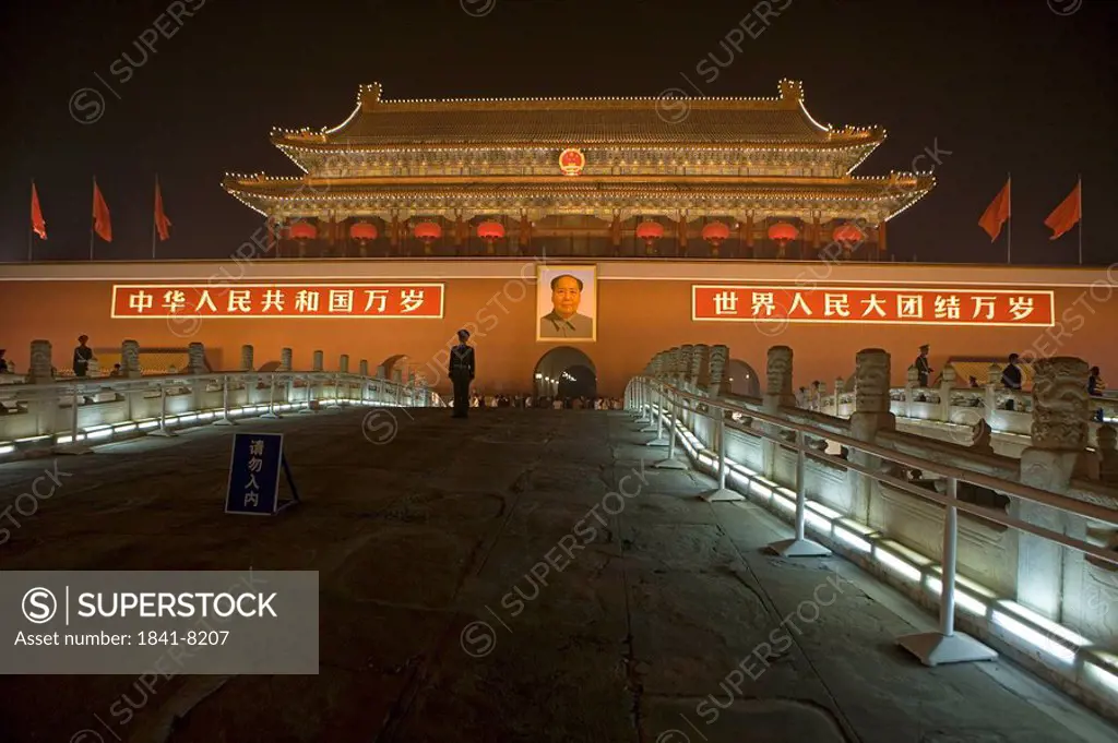 Palace lit up at night, Tiananmen Gate Of Heavenly Peace, Imperial Palace, Forbidden City, Tiananmen Square, Beijing, China