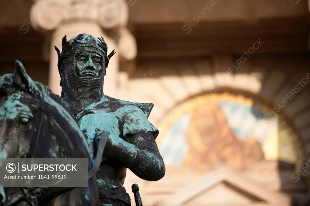 Statue of Otto von Wittelsbach in front of the Bayerische Staatskanzlei, Munich, Germany, close_up