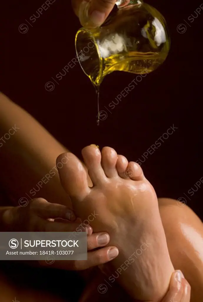 feet cover in oil