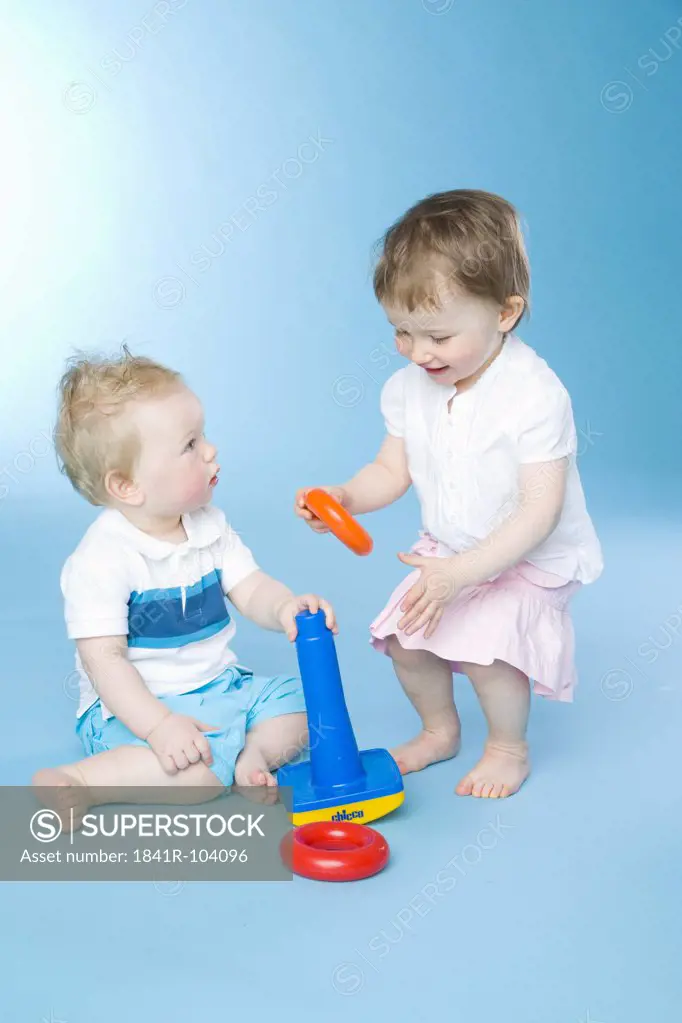 toddlers playing