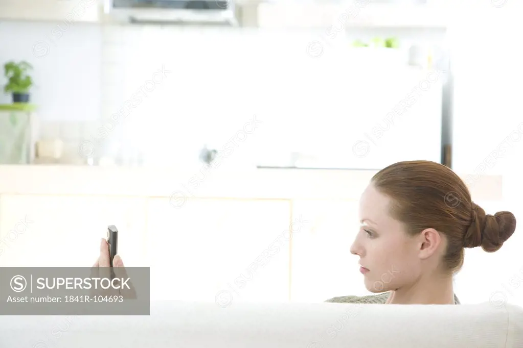 woman reading text massage