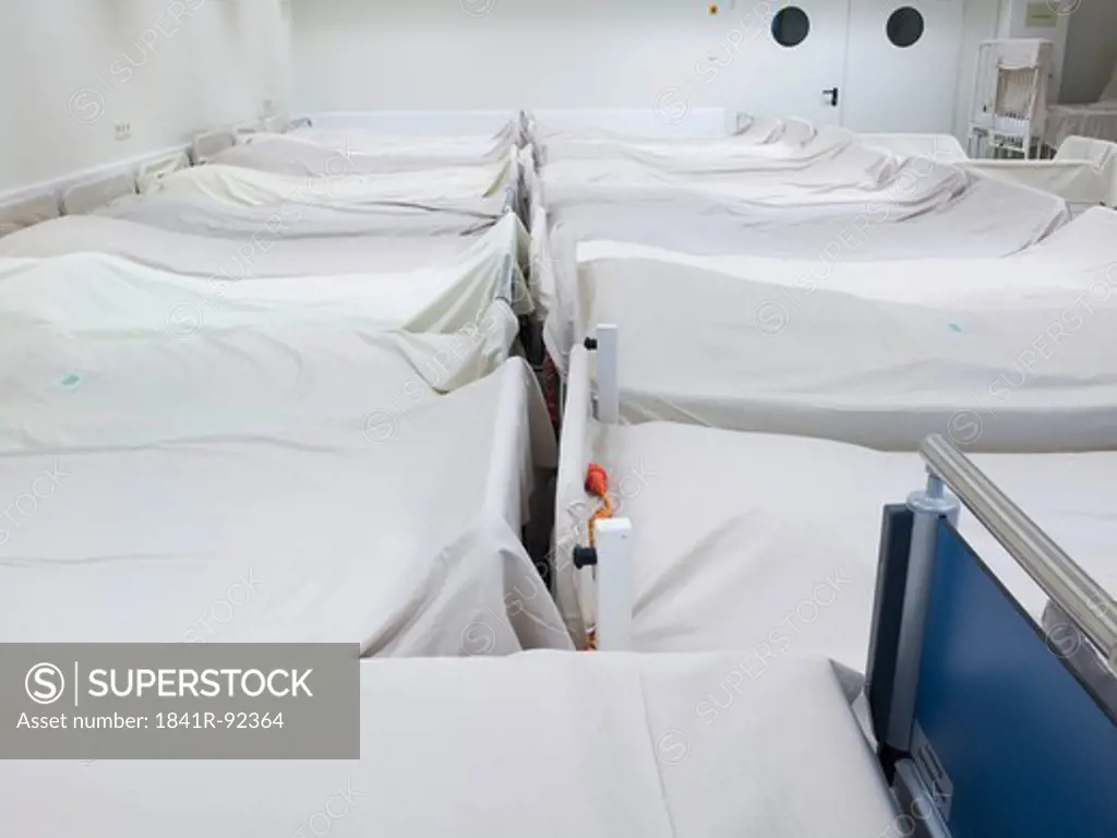 Empty beds in hospital