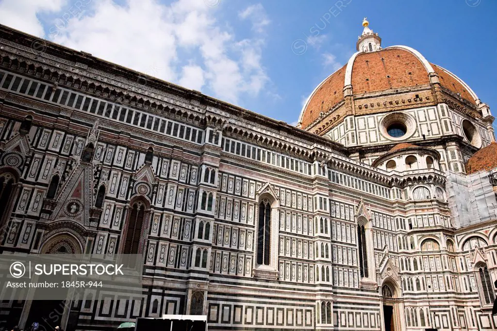 Cathedral in a city, Duomo Santa Maria Del Fiore, Piazza Del Duomo, Florence, Tuscany, Italy