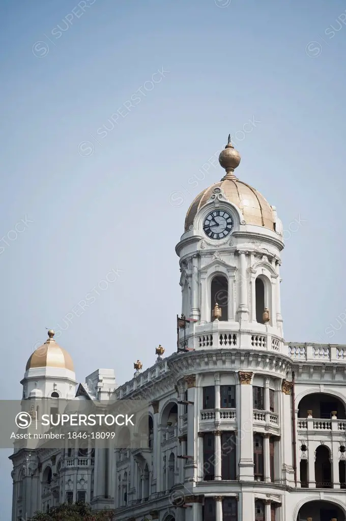 Low angle view of a building, Metropolitan Building, Kolkata, West Bengal, India