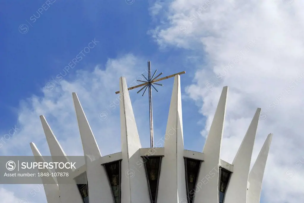 Cathedral Nossa senhora da Aparecida, Brasilia, Brazil. Architect: Oscar Niemeyer