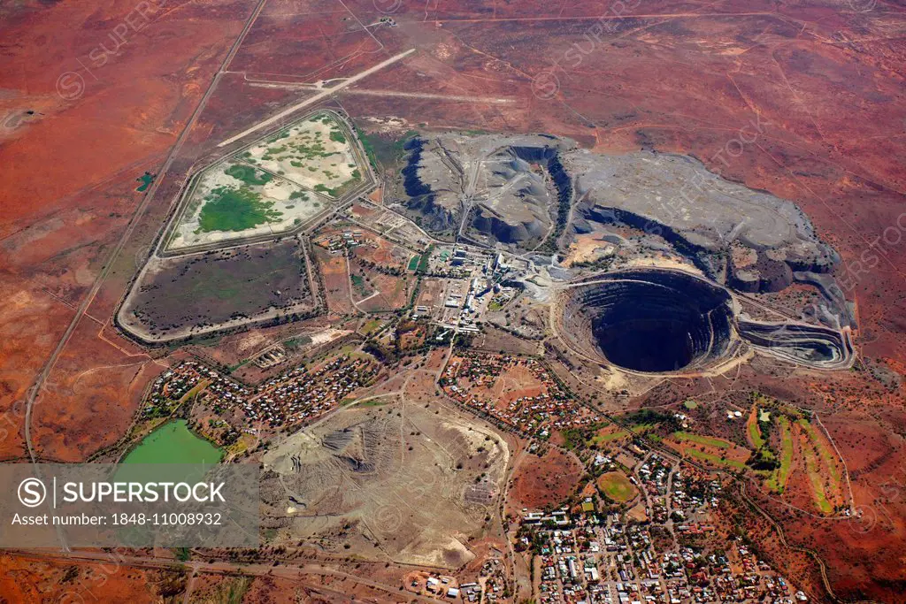 Aerial view, Koffiefontein diamond mine, Koffiefontein, Free State Province, South Africa