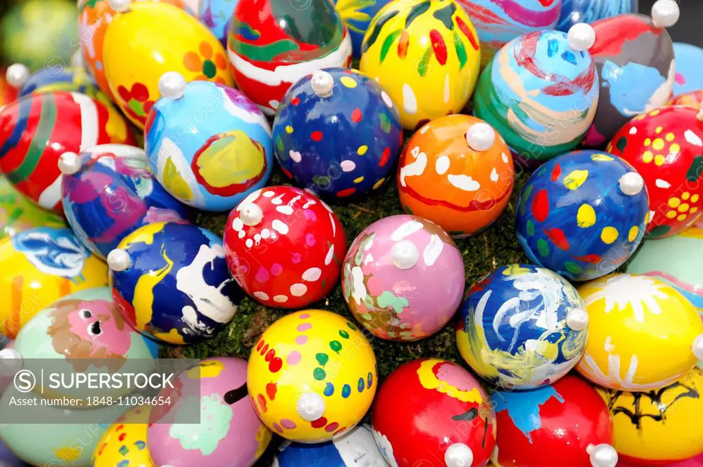 Painted Easter eggs, Easter fountain, Schechingen, Baden-Württemberg, Germany