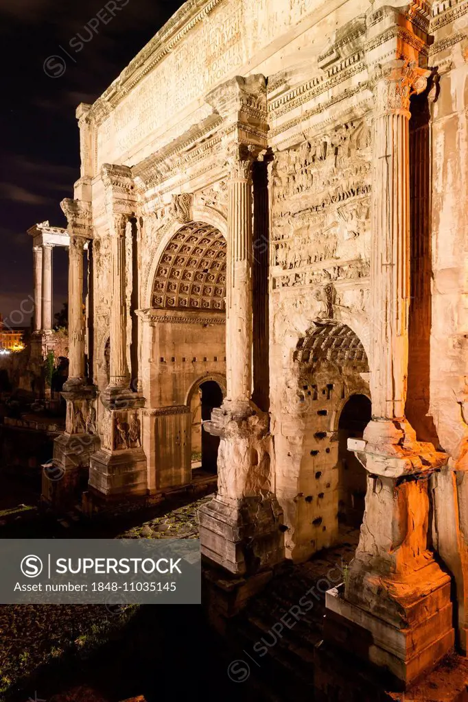 Arch of Septimius Severus, Arco di Settimio Severo, triumphal arch, 203 AD, Roman Forum, Rome, Lazio, Italy