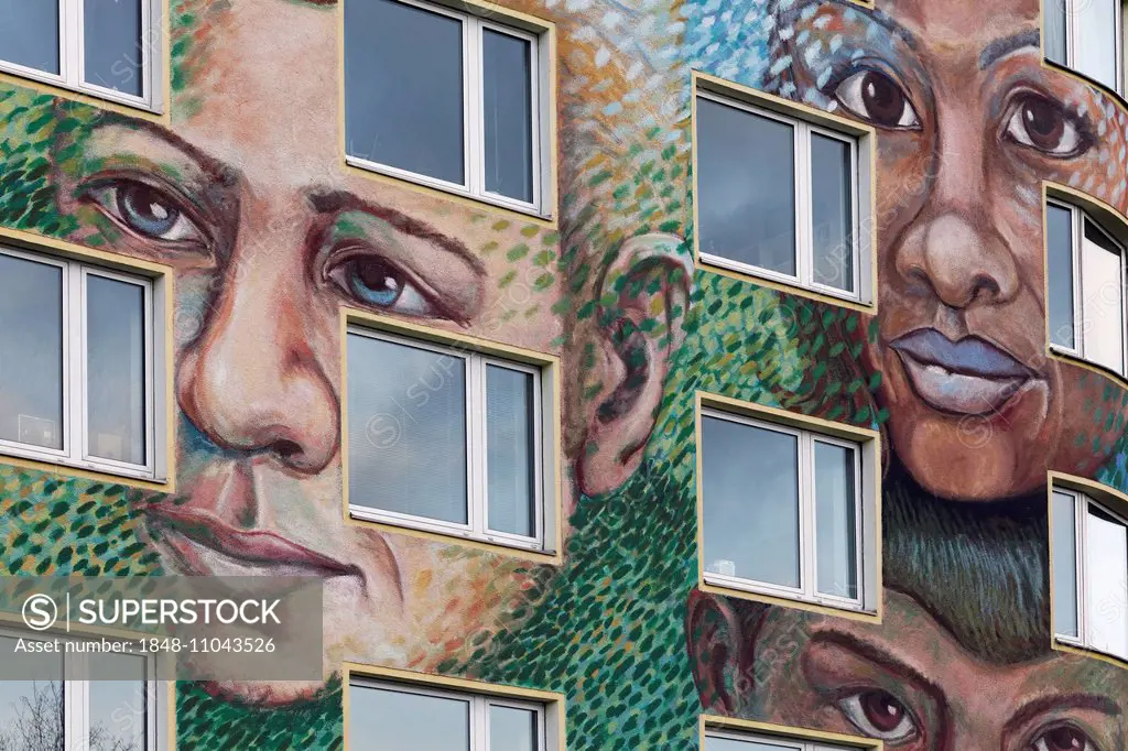 Façade with faces of different nationalities, wall painting, mural, Düsseldorf, North Rhine-Westphalia, Germany