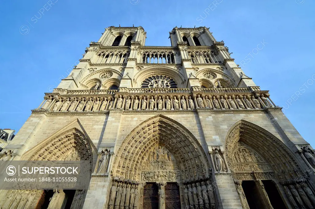 West façade, Cathedral of Notre-Dame de Paris, Île de la Cité, Paris, Île-de-France, France