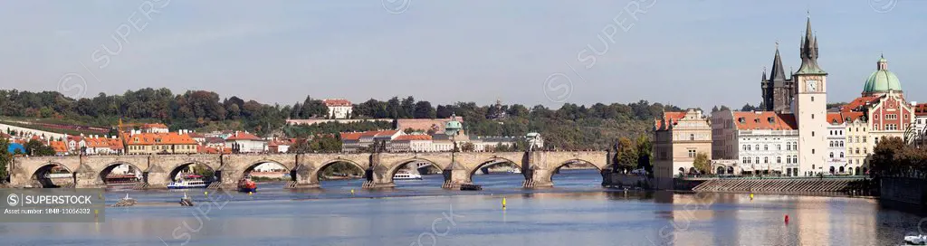View over the Vltava River with the Bedrich Smetana Museum and Charles Bridge, Prague, Bohemia, Czech Republic
