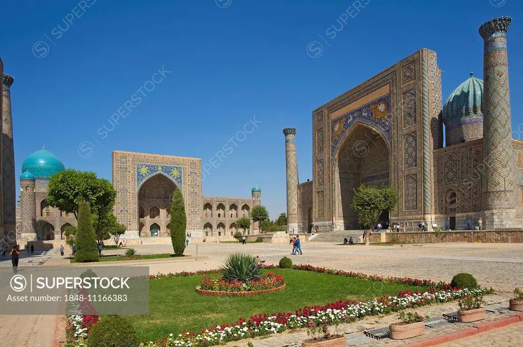 Tilya-Kori Madrasah and Sher-Dor Madrasah, Registan, Samarkand, Uzbekistan