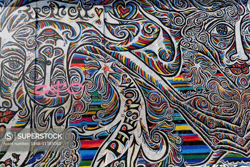 Mural, East Side Gallery, Berlin Wall Gallery, Berlin, Germany
