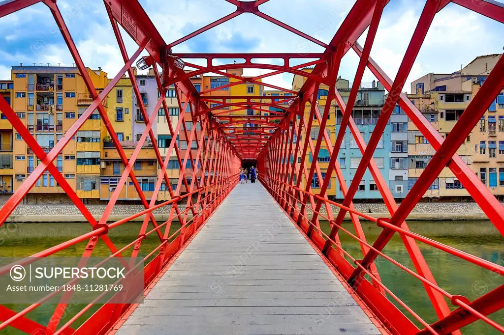 Red bridge or Eiffel Bridge, built by the Eiffel company, over the Onyar river, Girona, Catalonia, Spain