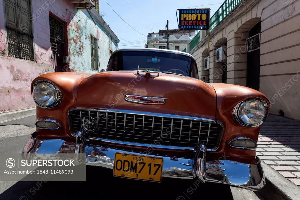 Vintage Chevrolet from the 1950s, Santiago de Cuba, Cuba