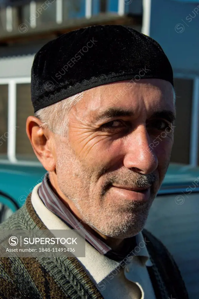 Portrait, friendly Chechen man, Chechnya, Caucasus, Russia