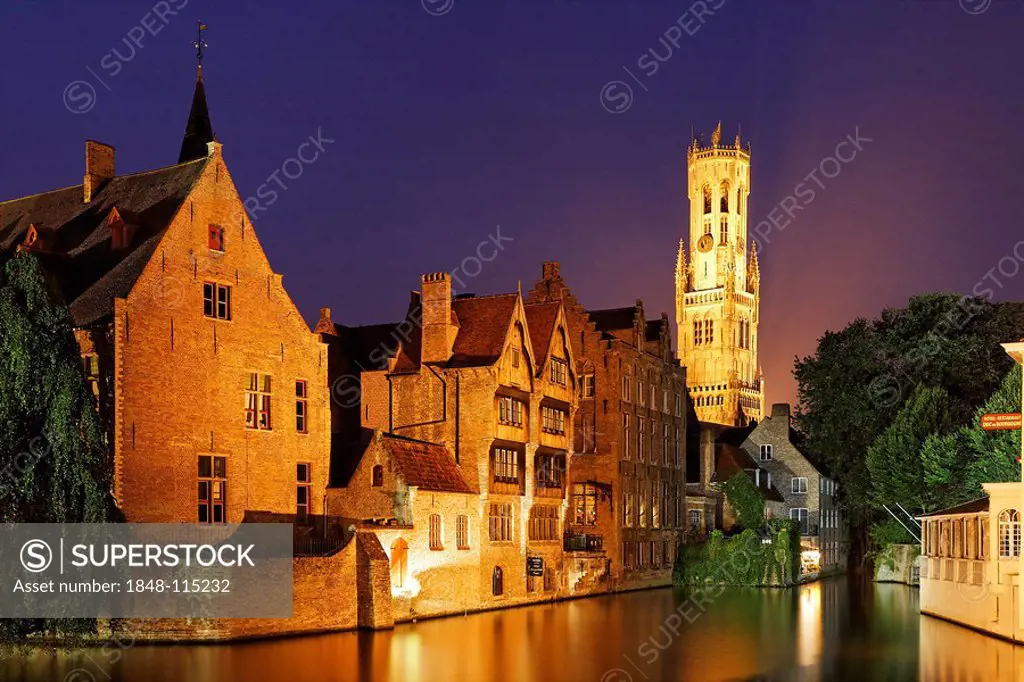 The rozenhoedkai and the Belfried, Brugge, Flanders, Belgium
