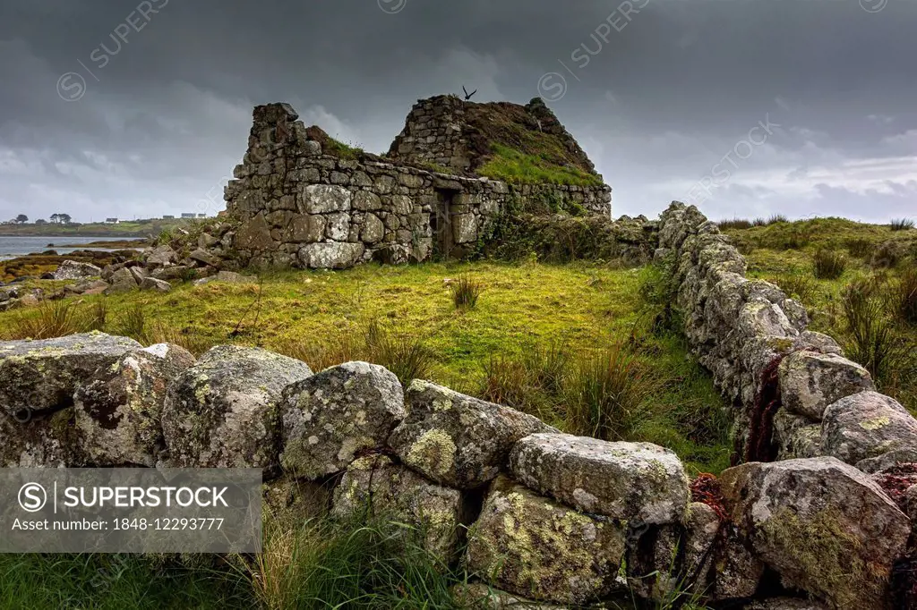 Old ruin, Connemara, County Galway, Republic of Ireland