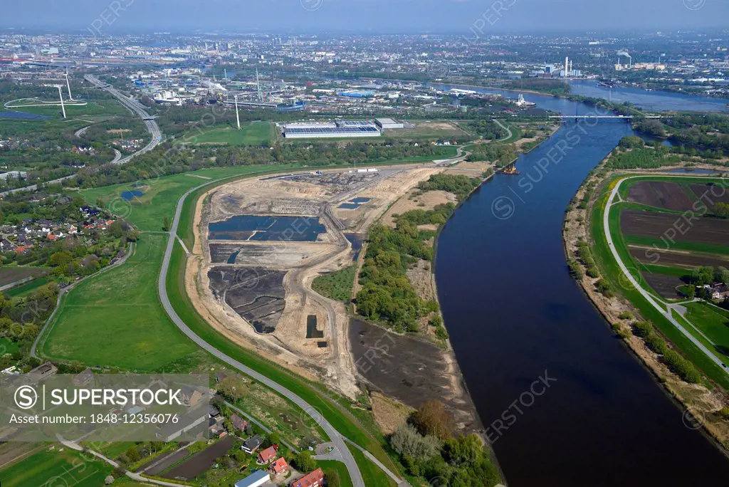 Kreetsand, a pilot project within the Tideelbe-Project by the Hamburg Port Authority, HPA, ment to create additional floodplains for the Elbe river on...