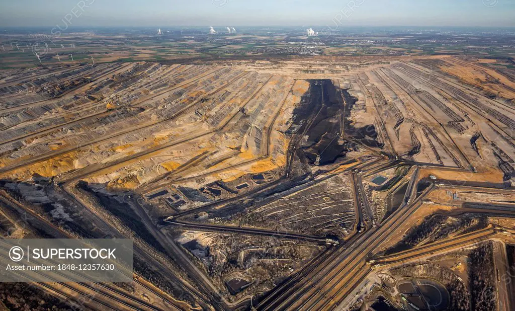 Aerial view, Niederzier open-cast lignite mine, North Rhine-Westphalia, Germany