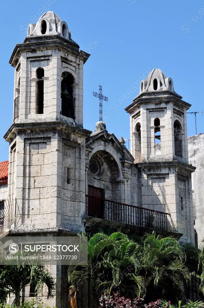 Spires of the church Iglesia del Santo Cristo del Buen Viaje, historic centre, La Habana Vieja, Havana, Ciudad de La Habana, Cuba
