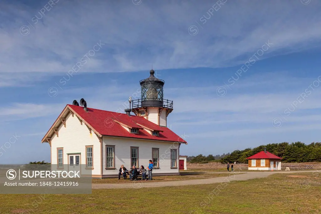 Point Cabrillo Lighthouse, Point Cabrillo Light State Historic Park, Point Cabrillo, California, USA