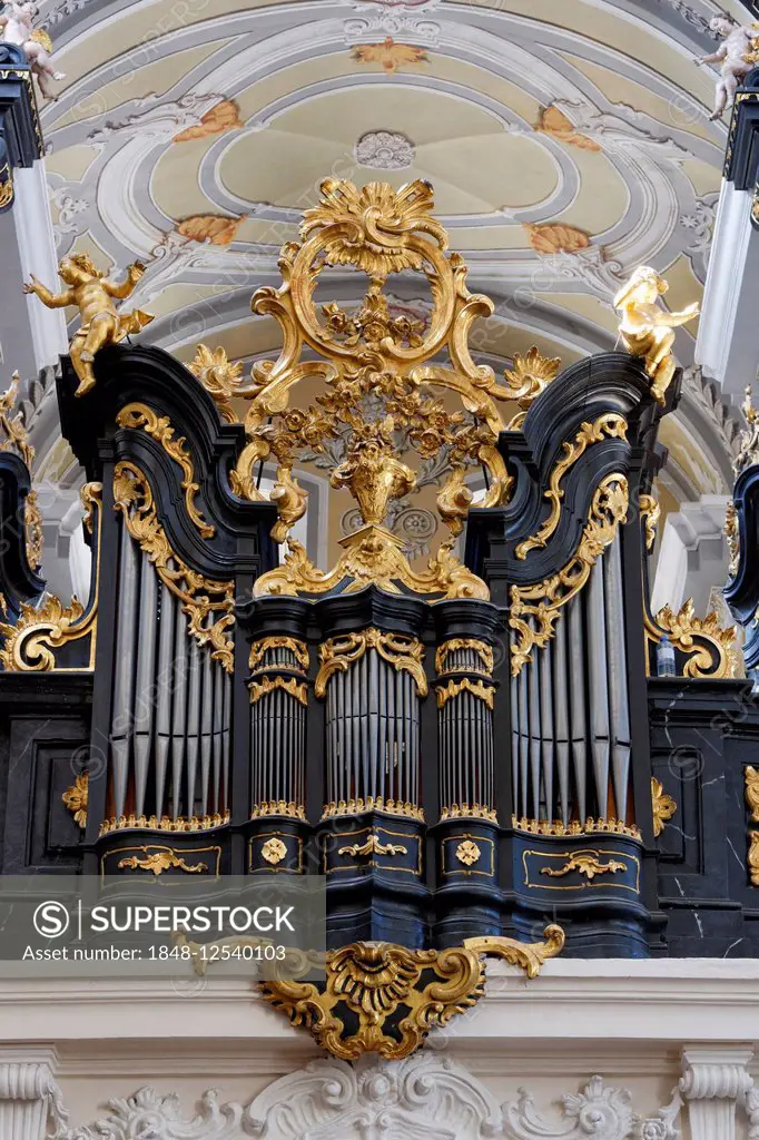 Organ in the collegiate church, Lilienfeld cistercian, Lilienfeld, Mostviertel, Lower Austria, Austria