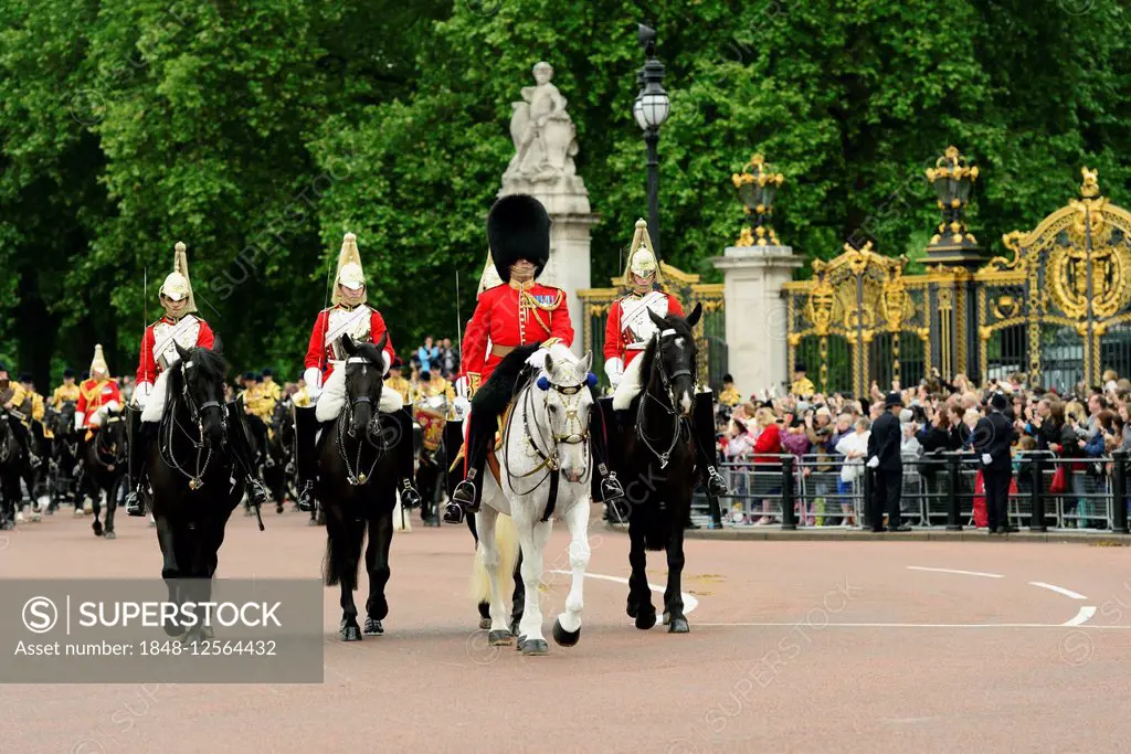 Trooping the Colour, annual military parade to celebrate the birthday of Queen Elizabeth II., Buckingham Palace, London, England, United Kingdom