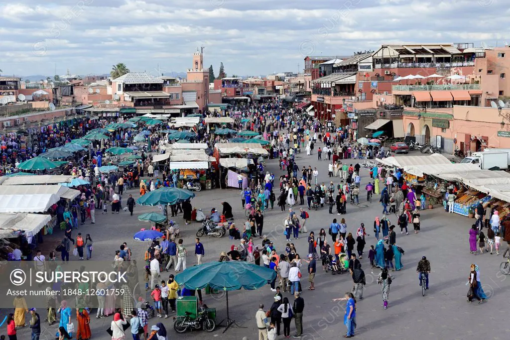 Djemaa el Fna, Square of the Hanged, UNESCO World Heritage Site, Marrakech, Morocco