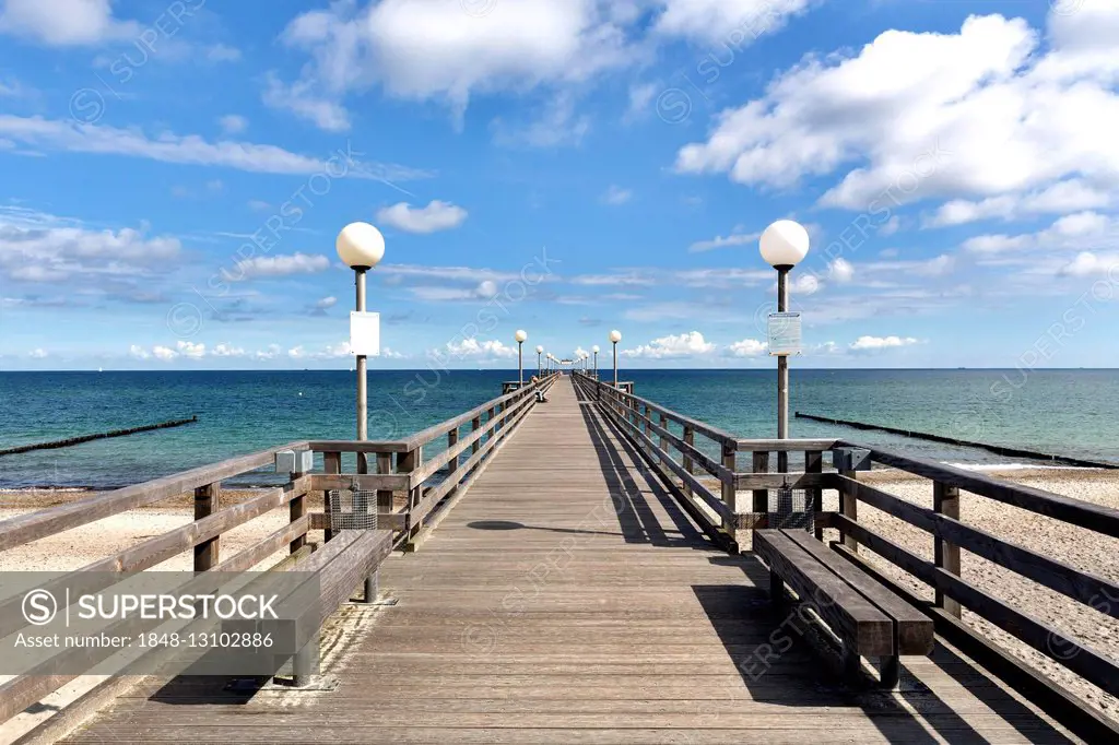 Pier in the seaside resort of Heiligendamm, Mecklenburg Bay, Bad Doberan, Mecklenburg-Western Pomerania, Germany