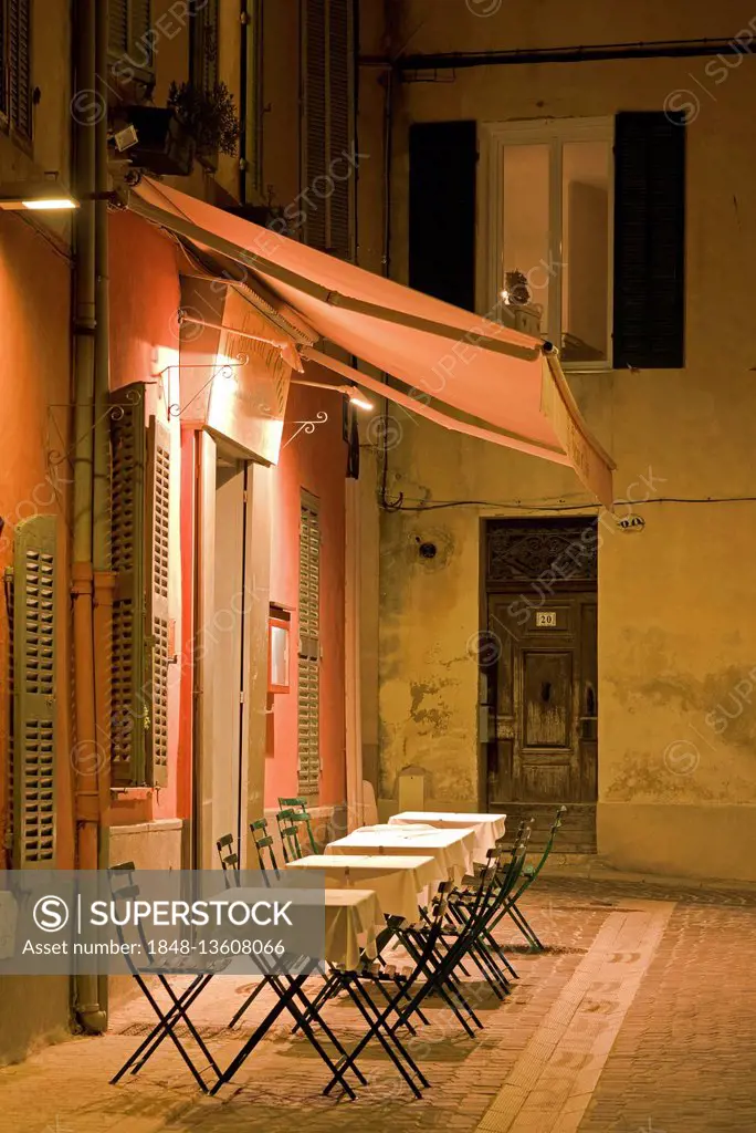 Lit outdoor street cafe by night, romantic, picturesque, Cassis, Provence-Alpes-Côte d'Azur, France